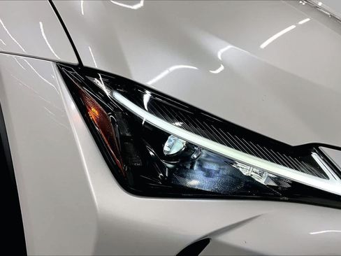 Used 2024 Lexus UX 250h FWD image 27