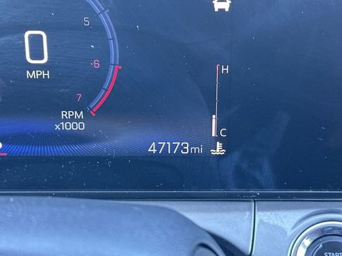 Used 2024 Chevrolet Trax LT image 12