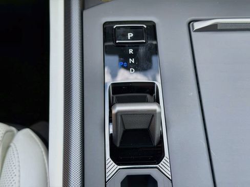 New 2026 Lexus ES 350e w/ Convenience Package FWD image 28