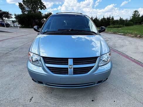 Used 2006 Dodge Grand Caravan SXT FWD image 8