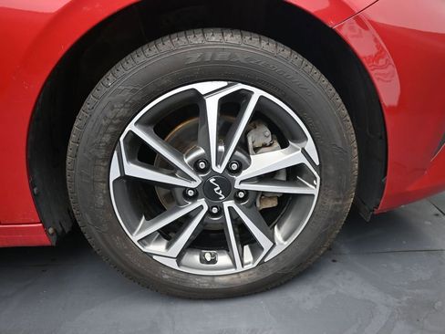 Used 2023 Kia Forte LXS FWD image 11