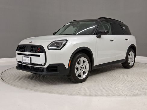 Certified 2025 MINI Cooper Countryman S w/ Comfort Package Max AWD/4WD image 32