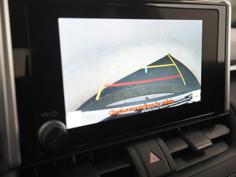 Used 2023 Toyota RAV4 LE AWD/4WD image 20