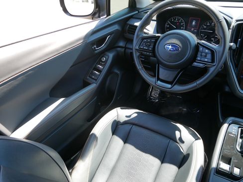 Certified 2024 Subaru Crosstrek 2.5i Limited w/ Popular Package #3A AWD/4WD image 9