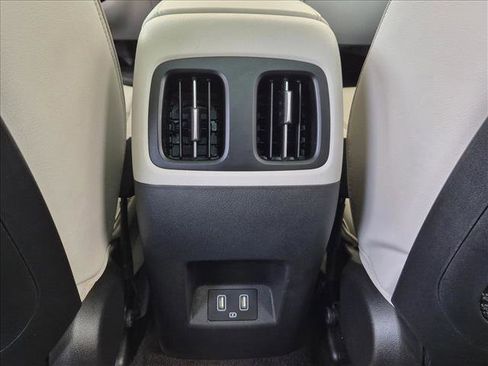 Used 2024 Hyundai Tucson Limited FWD image 18