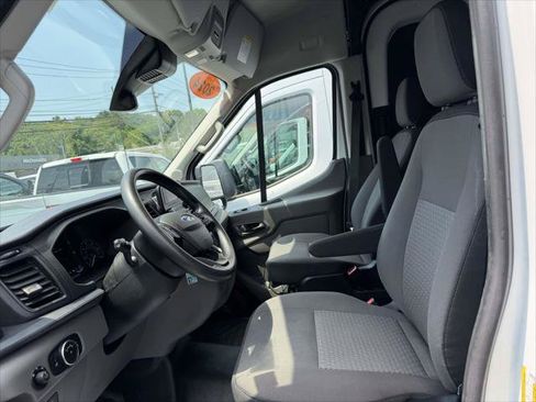 Used 2024 Ford Transit 250 148 Medium Roof Extended AWD w/ Load Area Protection Package image 16