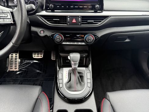 Used 2023 Kia Forte GT w/ GT2 Package image 11