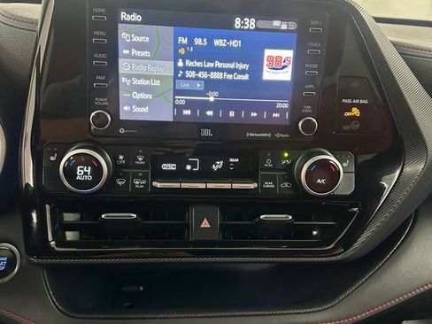 Used 2021 Toyota Highlander XSE AWD/4WD image 23