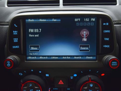 Used 2014 Chevrolet Camaro SS w/ SS Performance Package image 16