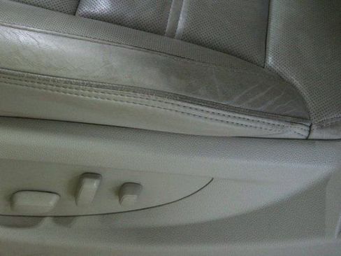 Used 2018 GMC Yukon Denali image 16