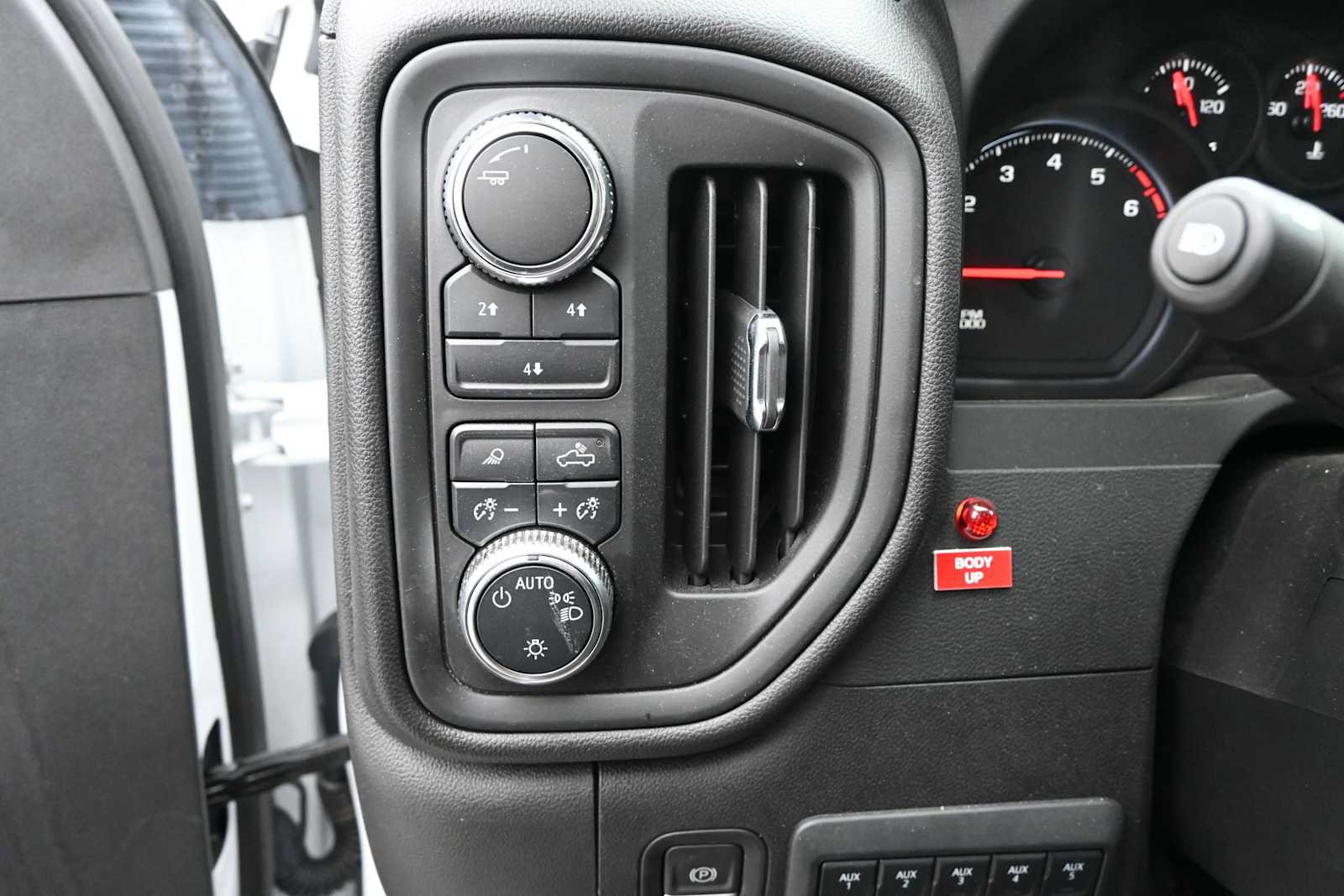 Used 2024 GMC Sierra 3500 Pro w/ Convenience Package AWD/4WD image 19