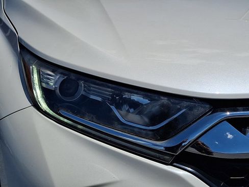 Used 2018 Honda CR-V EX image 9