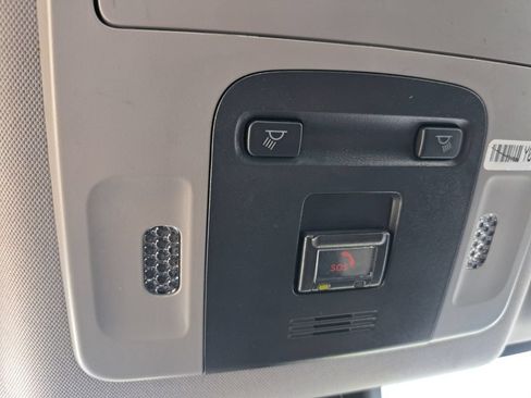Used 2024 Toyota Camry SE FWD image 17