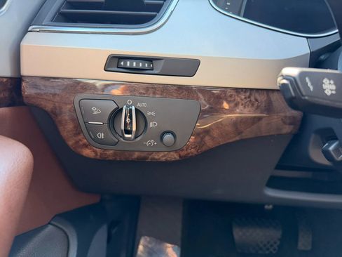 Used 2017 Audi Q7 2.0T Premium Plus w/ Premium Plus Package AWD/4WD image 42