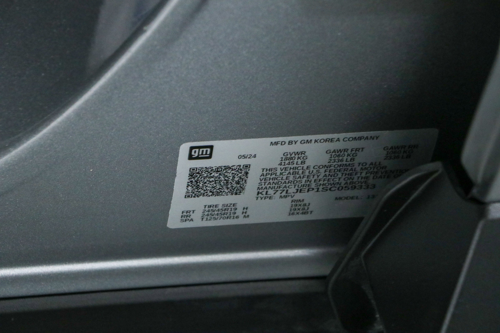 Used 2025 Chevrolet Trax RS w/ Sunroof Package FWD image 32