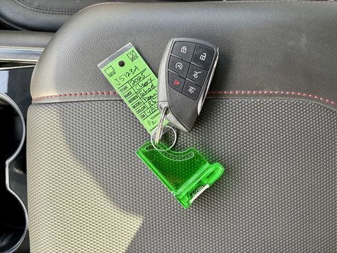 Used 2025 Chevrolet Tahoe RST w/ RST Performance Edition image 29