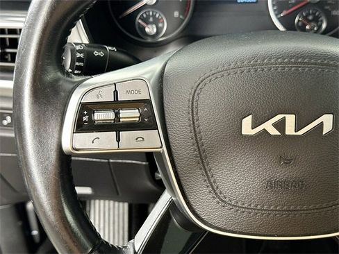 Used 2022 Kia Telluride S image 24