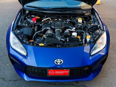 Used 2025 Toyota GR86 Premium image 17