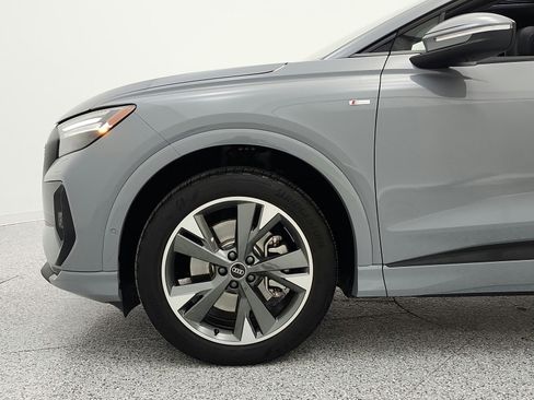 Used 2023 Audi Q4 e-tron Prestige w/ Black Optic Package image 17