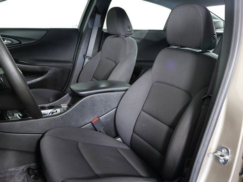 Used 2023 Chevrolet Malibu LS image 24