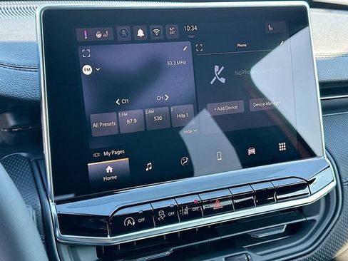 New 2026 Jeep Compass Latitude image 9