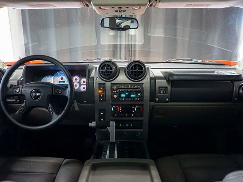 Used 2004 HUMMER H2 AWD/4WD image 10