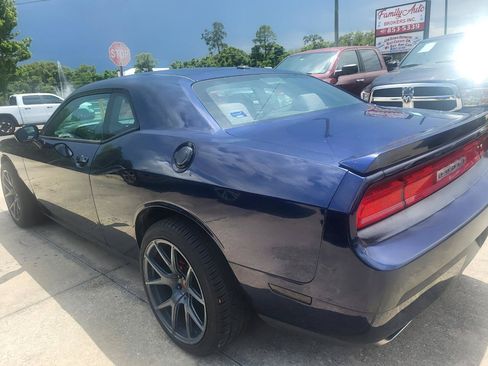 Used 2013 Dodge Challenger R/T RWD image 40