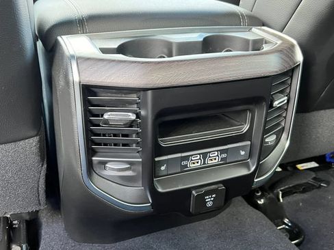 Used 2025 RAM 2500 Laramie AWD/4WD image 46