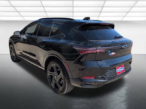 New 2026 Chevrolet Equinox EV RS image 2