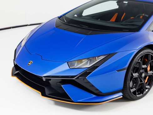 Used 2023 Lamborghini Huracan Tecnica RWD image 57