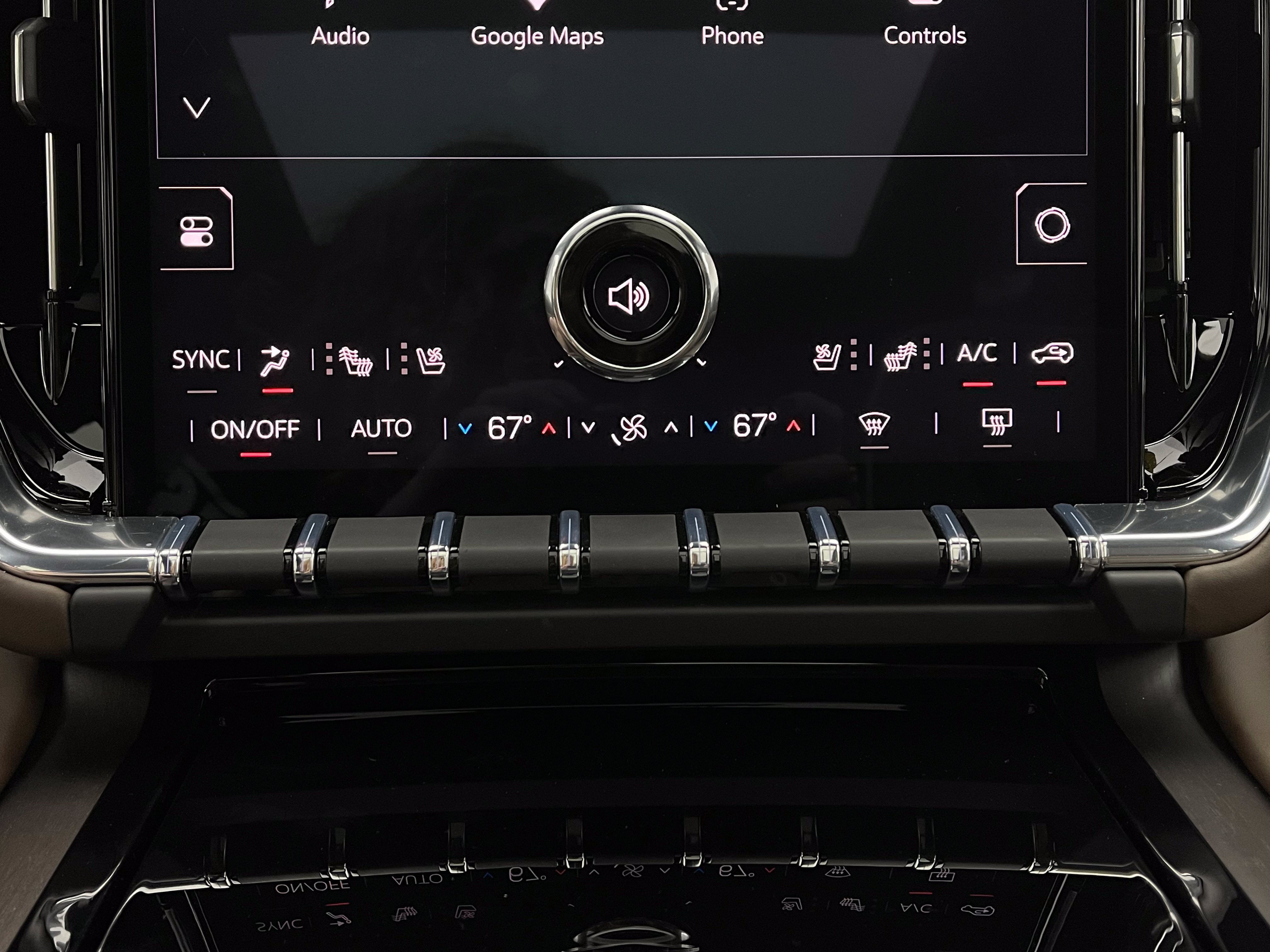 Used 2026 GMC Yukon Denali Ultimate w/ LPO, Floor Liner Package AWD/4WD image 35