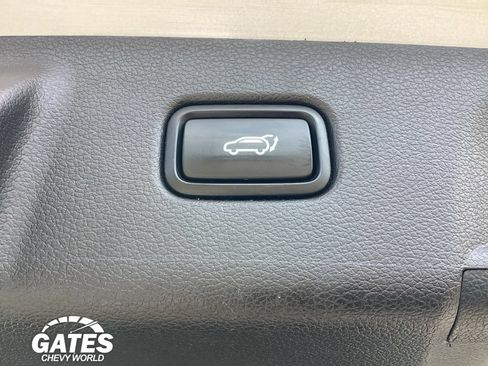 Used 2022 Hyundai Palisade SEL w/ 8P Bench Seat Package AWD/4WD image 13