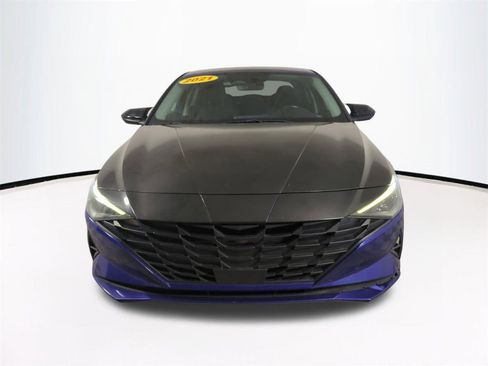 Used 2021 Hyundai Elantra SEL w/ Convenience Package image 3