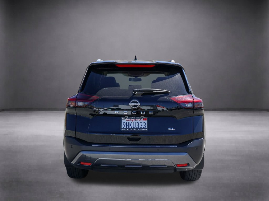 Used 2023 Nissan Rogue SV FWD image 6