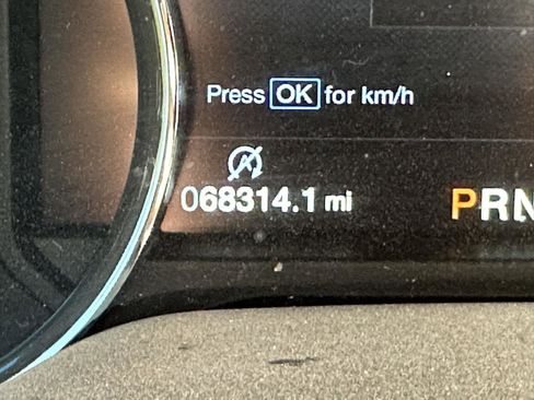 Used 2018 Ford F150 Lariat w/ Equipment Group 502A Luxury image 14