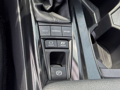 Used 2025 Toyota Camry SE w/ Convenience Package AWD/4WD image 36