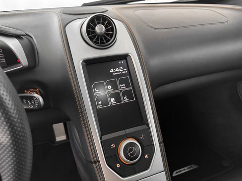 Used 2013 McLaren MP4-12C Coupe image 19