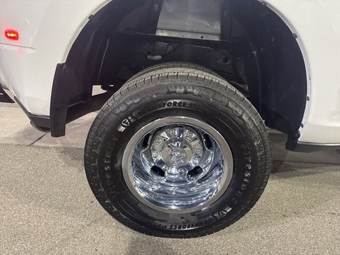 Used 2024 RAM 3500 Big Horn image 10