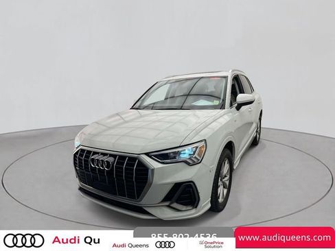 Used 2023 Audi Q3 2.0T Premium Plus w/ Premium Plus Package AWD/4WD image 3