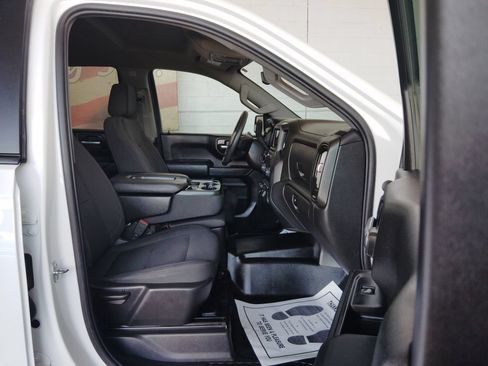 Used 2023 Chevrolet Silverado 1500 W/T w/ Trailering Package AWD/4WD image 11