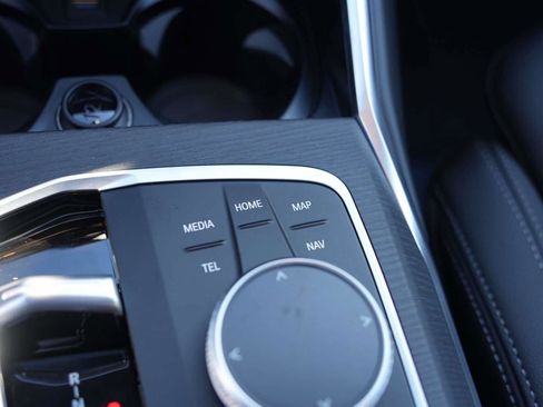 New 2026 BMW 330i Sedan w/ Convenience Package image 24