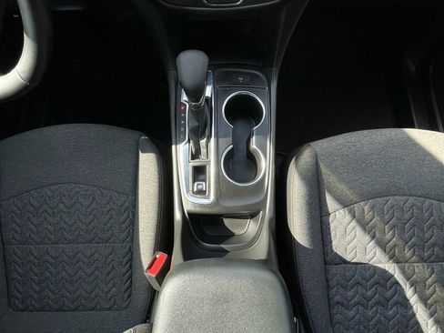 Used 2024 Chevrolet Equinox LT image 19