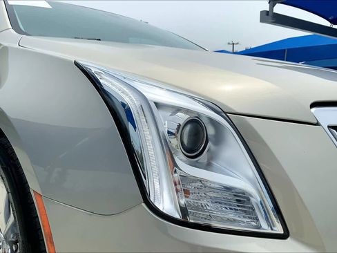Used 2013 Cadillac XTS Luxury FWD image 26
