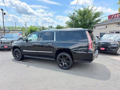 Used 2015 Cadillac Escalade ESV Premium AWD/4WD image 2