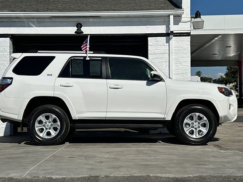 Certified 2024 Toyota 4Runner SR5 image 3