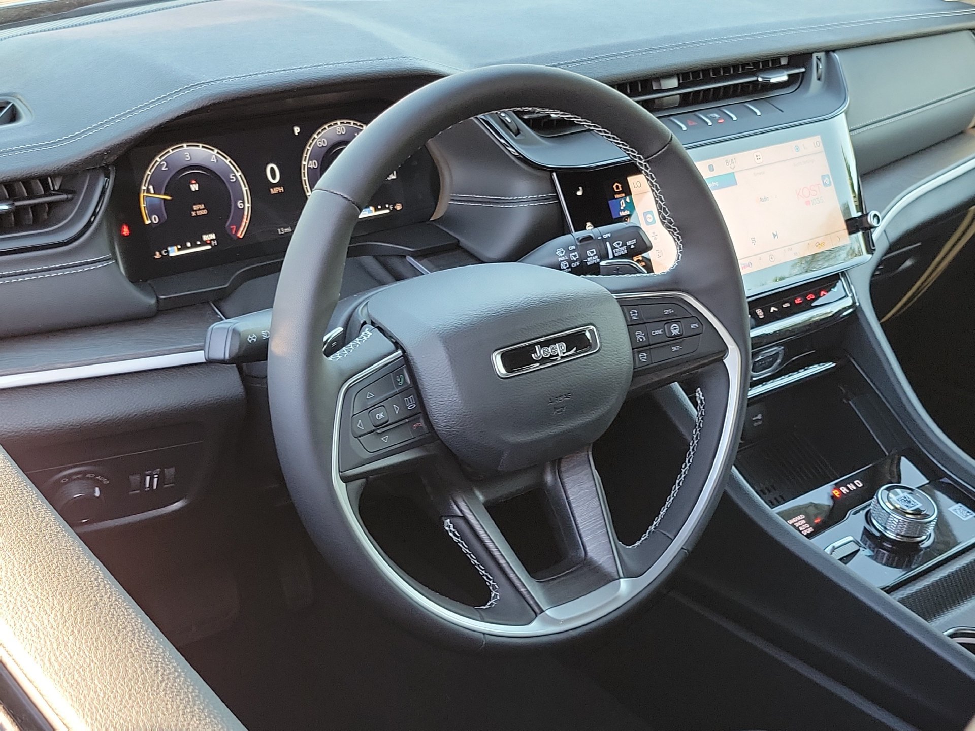 New 2026 Jeep Grand Cherokee Altitude AWD/4WD image 3