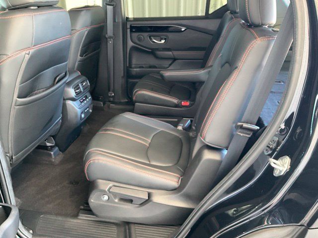 Used 2024 Honda Pilot TrailSport image 18