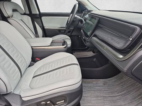 Used 2024 Rivian R1S Adventure AWD/4WD image 23
