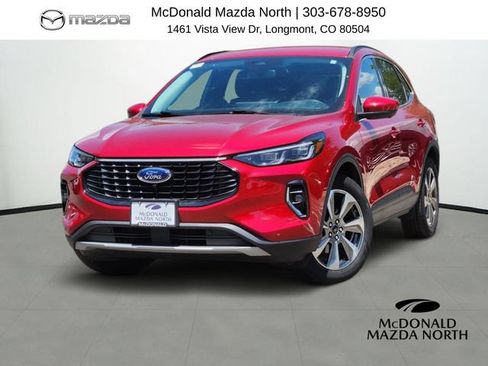 Used 2023 Ford Escape Platinum AWD/4WD image 1