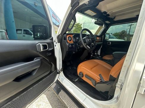 Used 2026 Jeep Wrangler Unlimited Sport AWD/4WD image 15